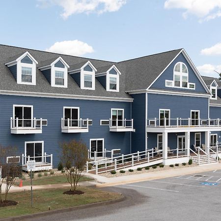 Boardwalk Hotel On Lake Anna By Kasa Mineral Экстерьер фото